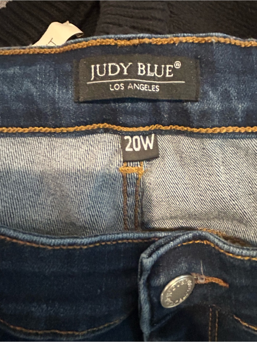 Judy Blue Women’s Straight Jeans - Picture 3 of 4